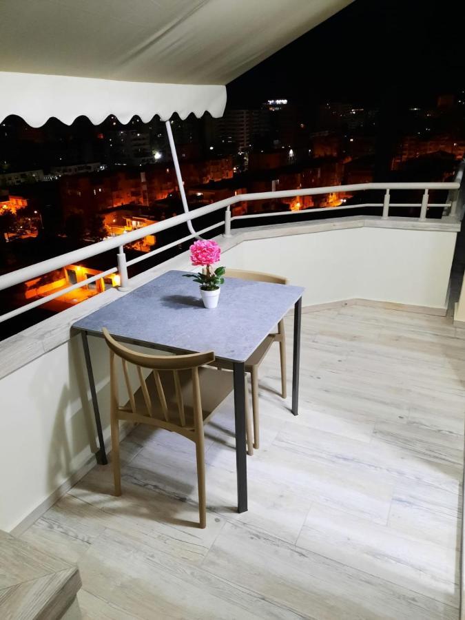 Disy Apartments Vlorë Exteriör bild